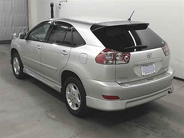 2005 TOYOTA HARRIER